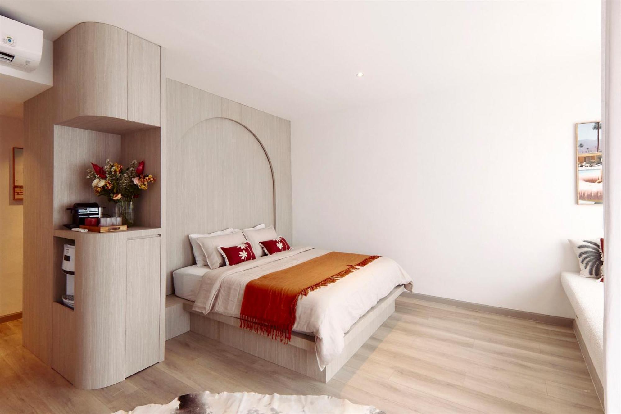 Neon Rose Motel Canggu  Bagian luar foto