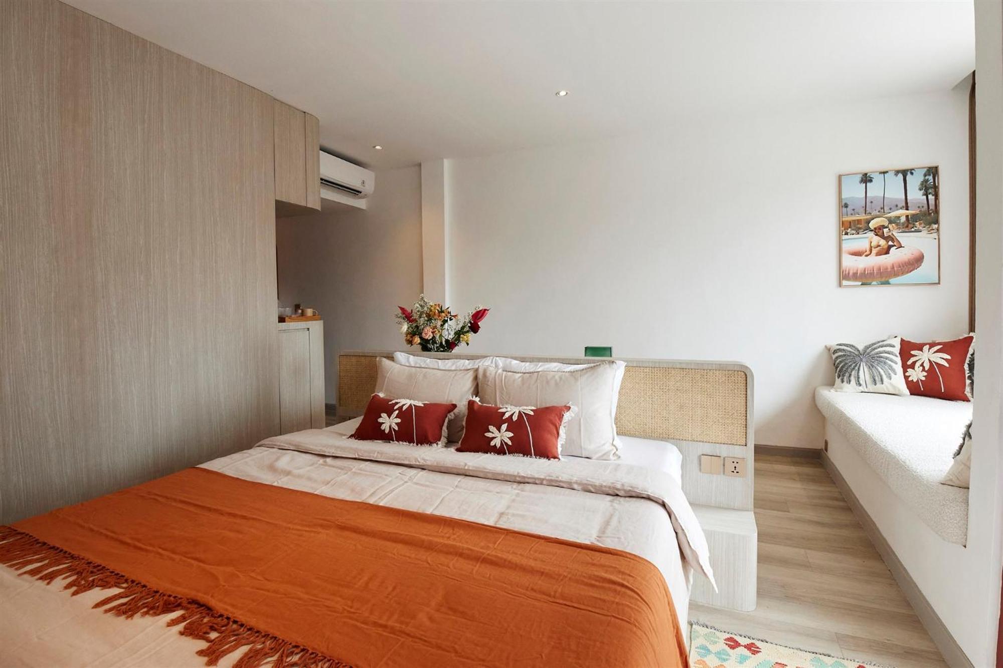 Neon Rose Motel Canggu  Bagian luar foto